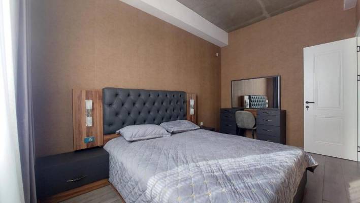 ფოტო 1: ქირავდება დრიურად ბინა ვაკეში