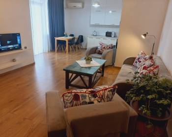 ქირავდება ბინა საბურთალოზე AXIS Palace 1