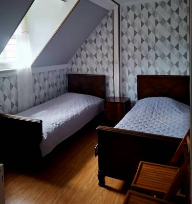 ფოტო 1: 🏡 ქირავდება საოჯახო ტიპის იზოლირებული სართული ბორჯომში!