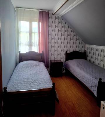 ფოტო 2: 🏡 ქირავდება საოჯახო ტიპის იზოლირებული სართული ბორჯომში!