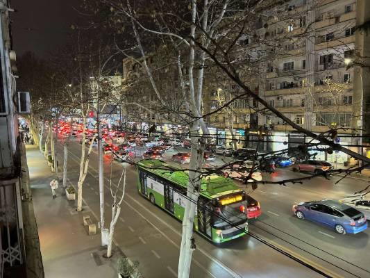 ფოტო 6: პეკინზე N-21,  მადასთან.,  : 571609955. Nika