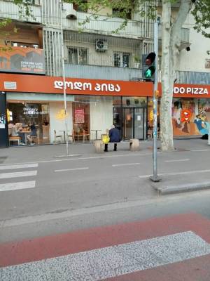 ფოტო 17: პეკინზე N-17,  მადასთან.  596 111900.