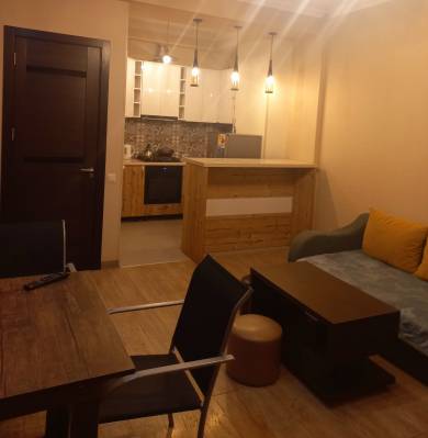 ფოტო 1: ♥️ბინა დღიურად ვარკეთილში♥️