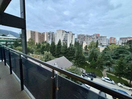 ფოტო 12: ქირავდება ბინა ლაქშერი ჰაუსში