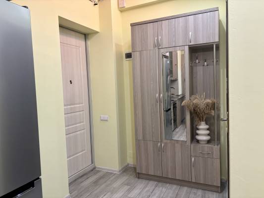 ფოტო 8: ქირავდება ბინა ლაქშერი ჰაუსში