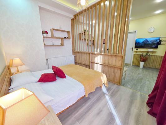 ფოტო 2: ბინა მარშალ გელოვანის გამზირზე