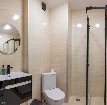 ფოტო 2: ქირავდება დღიურად 2 ოთახიანი ბინა გლდანში