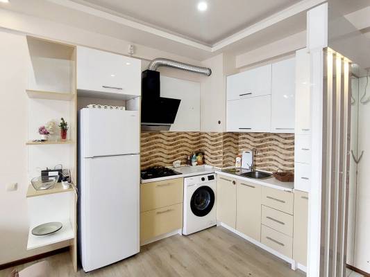 ფოტო 2: ქირავდება ბინა სპორტის სასახლესთან