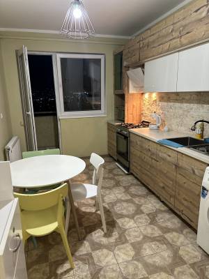 ფოტო 7: ქირავდება ბინა ისანში დღიურად და საათობრივათ