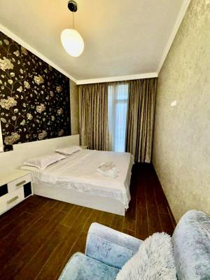 ფოტო 6: ქირავდება დღიურათ