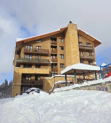 ფოტო 9: ქირავდება ბინა ბაკურიანში დღიურად