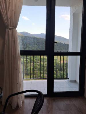 ფოტო 6: ქირავდება ახალი გარემონტებული აპარტამენტი სტუდიო