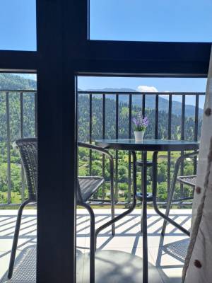 ფოტო 11: ქირავდება ახალი გარემონტებული აპარტამენტი სტუდიო