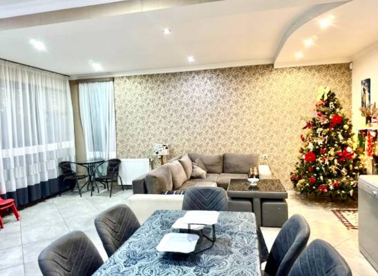 ფოტო 3: ბაკურიანში ქირავდება კოტეჯი