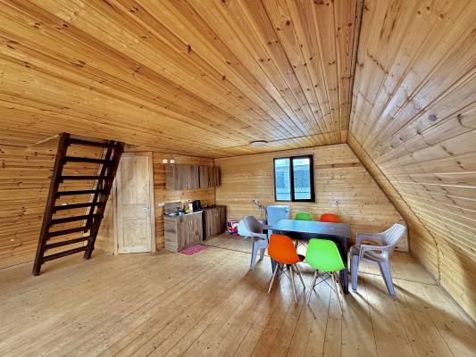 ფოტო 10: ქირავდება კოტეჯები ნატახტარში