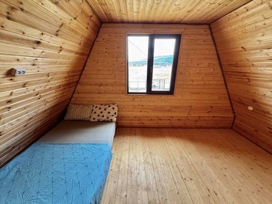 ფოტო 11: ქირავდება კოტეჯები ნატახტარში