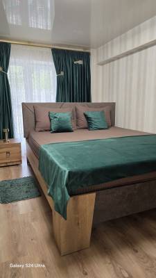 ფოტო 11: ქირავდება ბინა საბურთალოზე