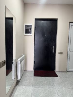 ფოტო 10: ქირავდება