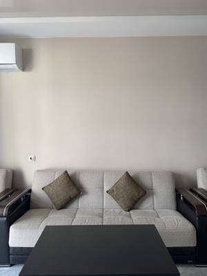 ფოტო 15: ქირავდება