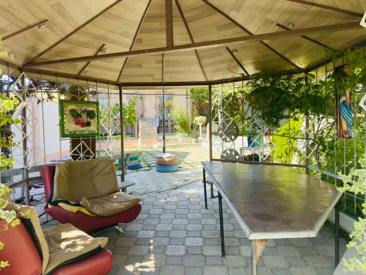 ფოტო 4: ქირავდება აგარაკი წვეულებებისთვის თბილისის ზღვაზე