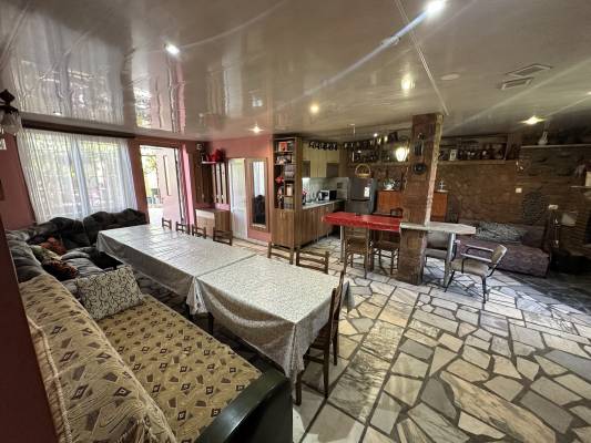 ფოტო 15: ქირავდება აგარაკი წვეულებებისთვის თბილისის ზღვაზე