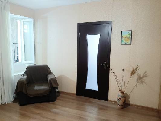 ფოტო 8: ქირავდება ოროთახიანი ბინა ჩუღურეთში. გორკის ქუჩაზე.