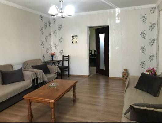 ფოტო 11: ქირავდება ოროთახიანი ბინა ჩუღურეთში. გორკის ქუჩაზე.