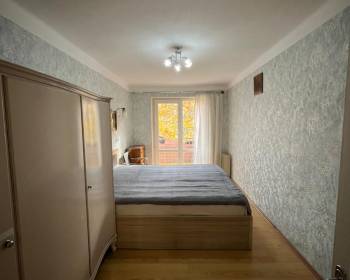 ქირავდება ბინა საბურთალოზე