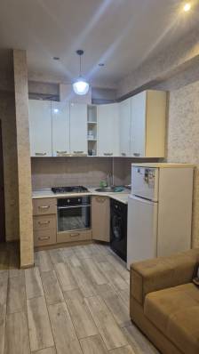 ფოტო 2: ქირავდება საათობით და დრიურად კიკვიძის ბაღთან! კომფორტული ბინა იდეალური სისუფთავით. ფასი დროის მიხედვით იწყება 45 ლარიდან