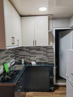 ფოტო 7: ქირავდება ბინა საბურთალოზე