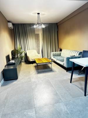 ფოტო 1: ქირავდება დღიურად ბინა ვარკეთილში ჰულინგში