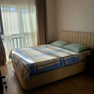 ქირავდება დღიურად და საათობრივად 2ოთახიანი ბინა ვარკეთილში ახალ ჰუალინგში