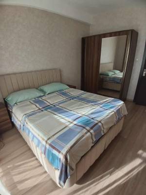 ფოტო 2: ქირავდება დღიურად და საათობრივად 2ოთახიანი ბინა ვარკეთილში ახალ ჰუალინგში