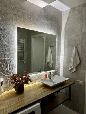 ფოტო 13: ქირავდება დღიურად და საათობრივად,