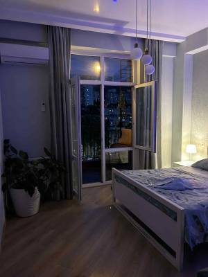 ფოტო 11: ქირავდება დღიურად და საათობრივად,