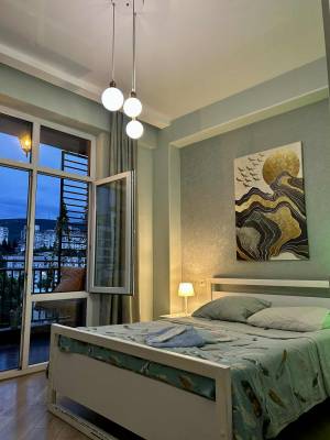 ფოტო 12: ქირავდება დღიურად და საათობრივად,