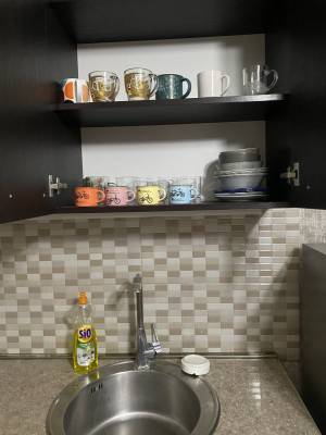 ფოტო 3: ქირქვდება დღიურათ ნუცუბიძის ქუჩაზე