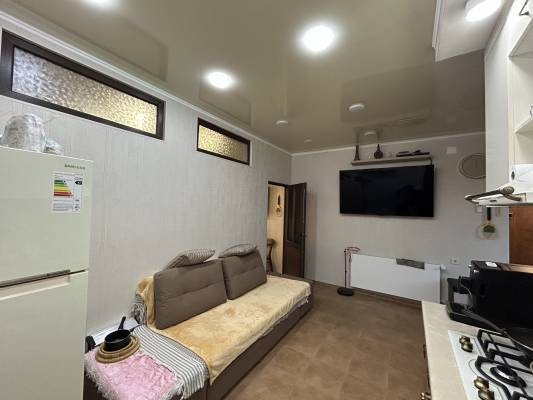 ფოტო 13: ქირავდება ბინა ბათუმში-მახინჯაურში