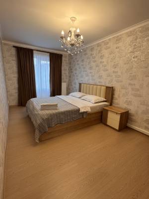 ფოტო 1: დელისის მეტროსთან დღიურად!