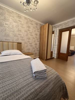 ფოტო 2: დელისის მეტროსთან დღიურად!