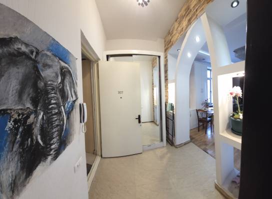 ფოტო 10: ქირავდება ბინა მთაწმინდაზე