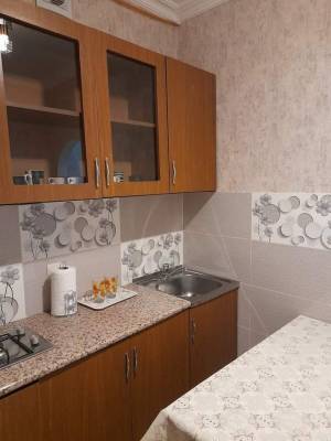 ფოტო 5: ქირავდება დღიურად ბინა ფოთში