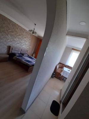 ფოტო 10: ქირავდება დღიურად ბინა ფოთში