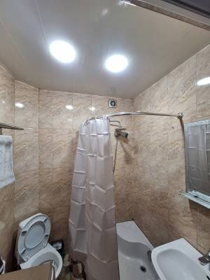 ფოტო 7: ქირავდება დღიურად ბინა ფოთში