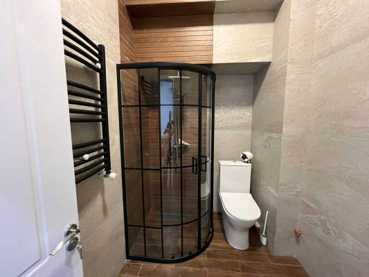 ფოტო 10: ქირავდება ბინა თელავში