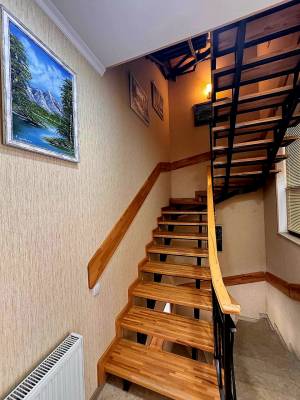 ფოტო 8: ბინა ბორჯომში