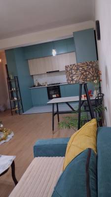 ფოტო 2: ქირავდება ბინა ვარკეთილში