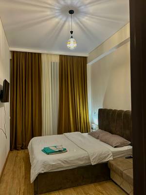 ფოტო 5: ქირავდება ბინა საბურთალოზე