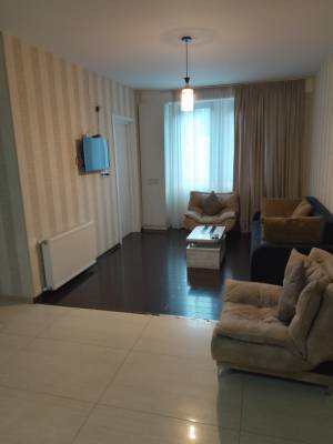 ფოტო 3: ბაკურიანში ქირავდება ბინა