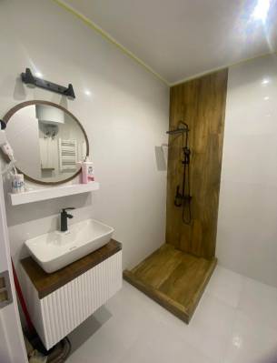 ფოტო 3: ქირავდება სტუდიო ორთაჭალაში